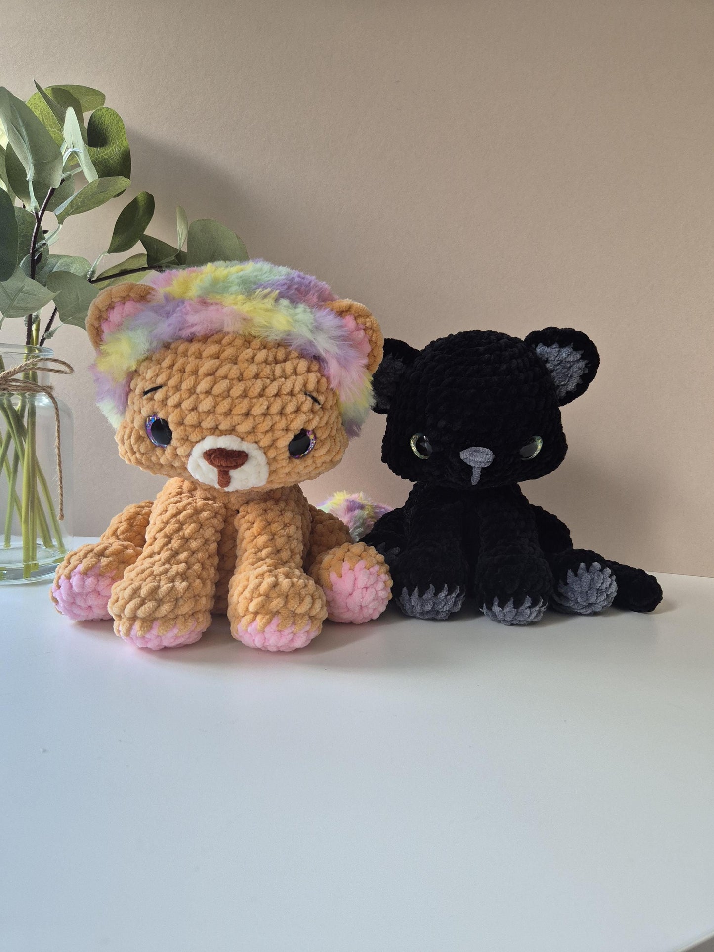 Mango the Lion - Crochet Pattern