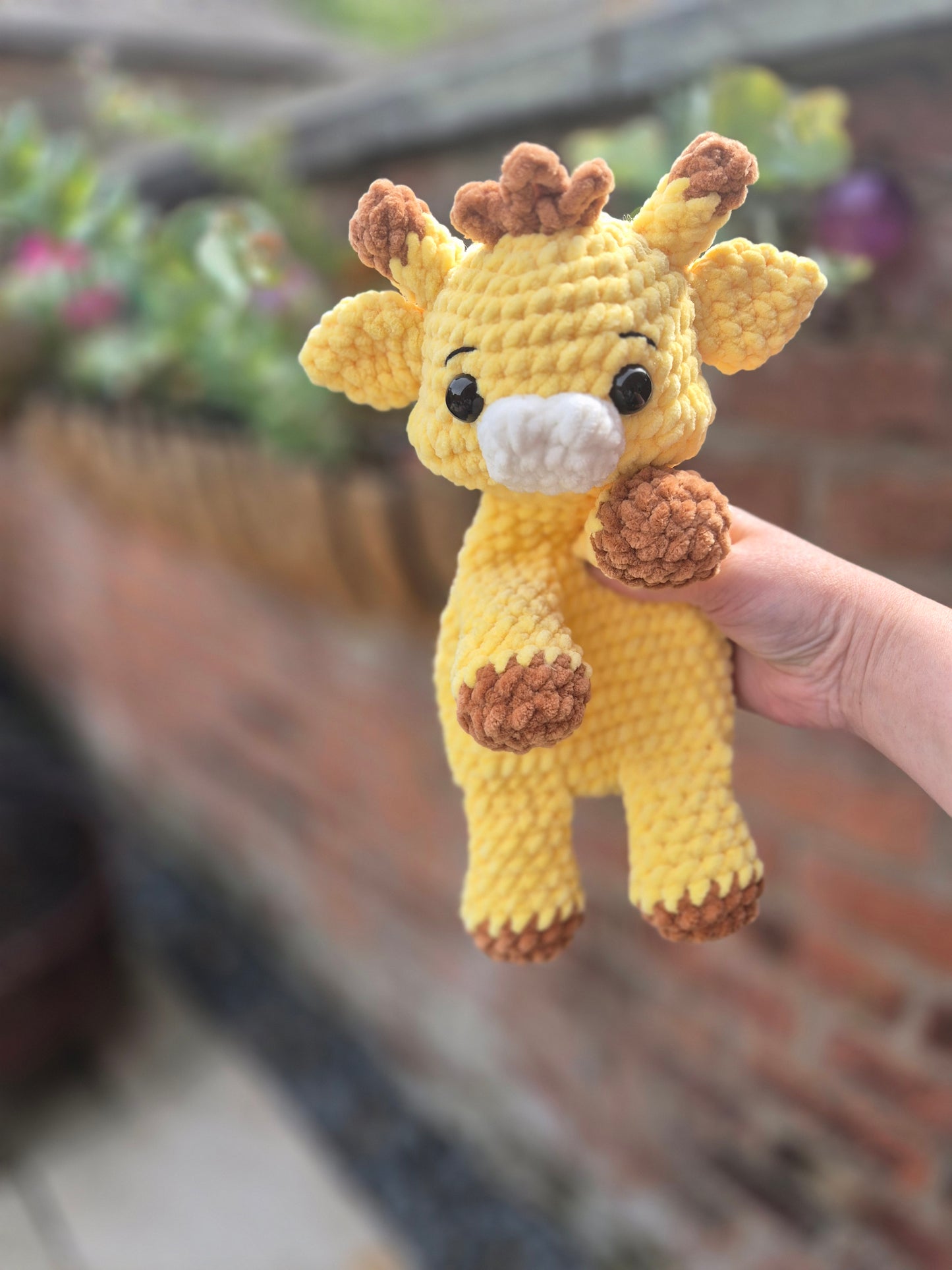 Rolo the Giraffe Snuggler Pattern